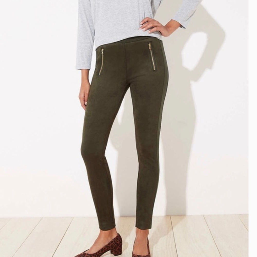 Loft olive green faux suede leggings with zipper accents size Large